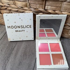 🆕 Moonslice Beauty- Blush Palette - Pink & Coral Shades